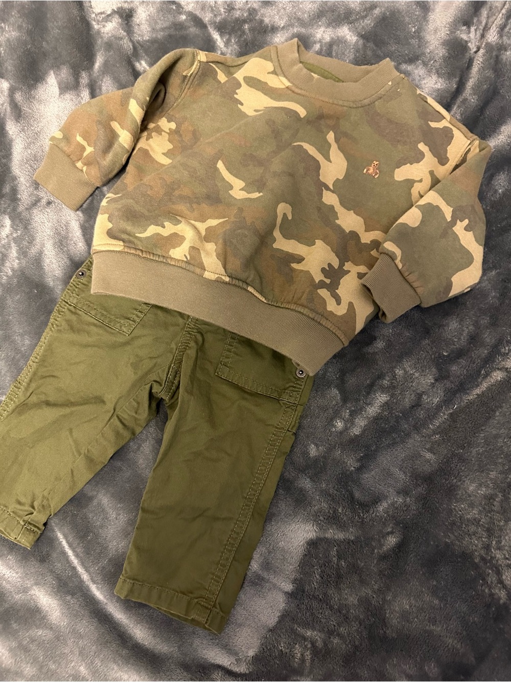 Baby Gap boys Camo Outfit